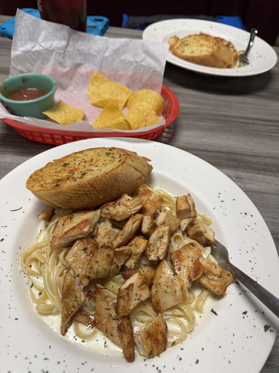 Lazy Lanes Grill - Photo 2