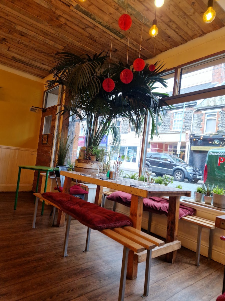 Paletta Pizzeria - Photo 9