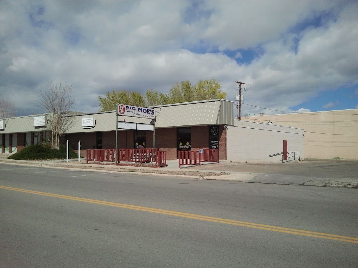 Big Moe's Eatery & Bakery - Photo 8