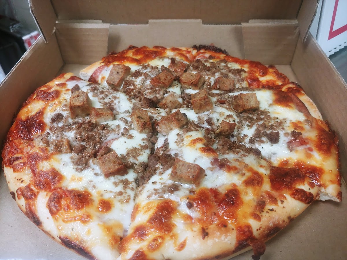 Sooke 2 for 1 Pizza - Photo 2