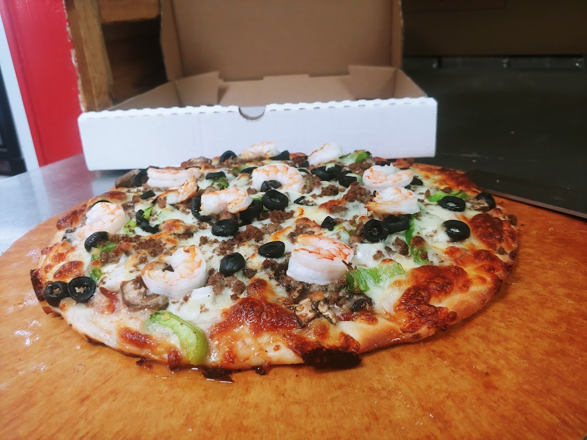 Sooke 2 for 1 Pizza - Photo 4