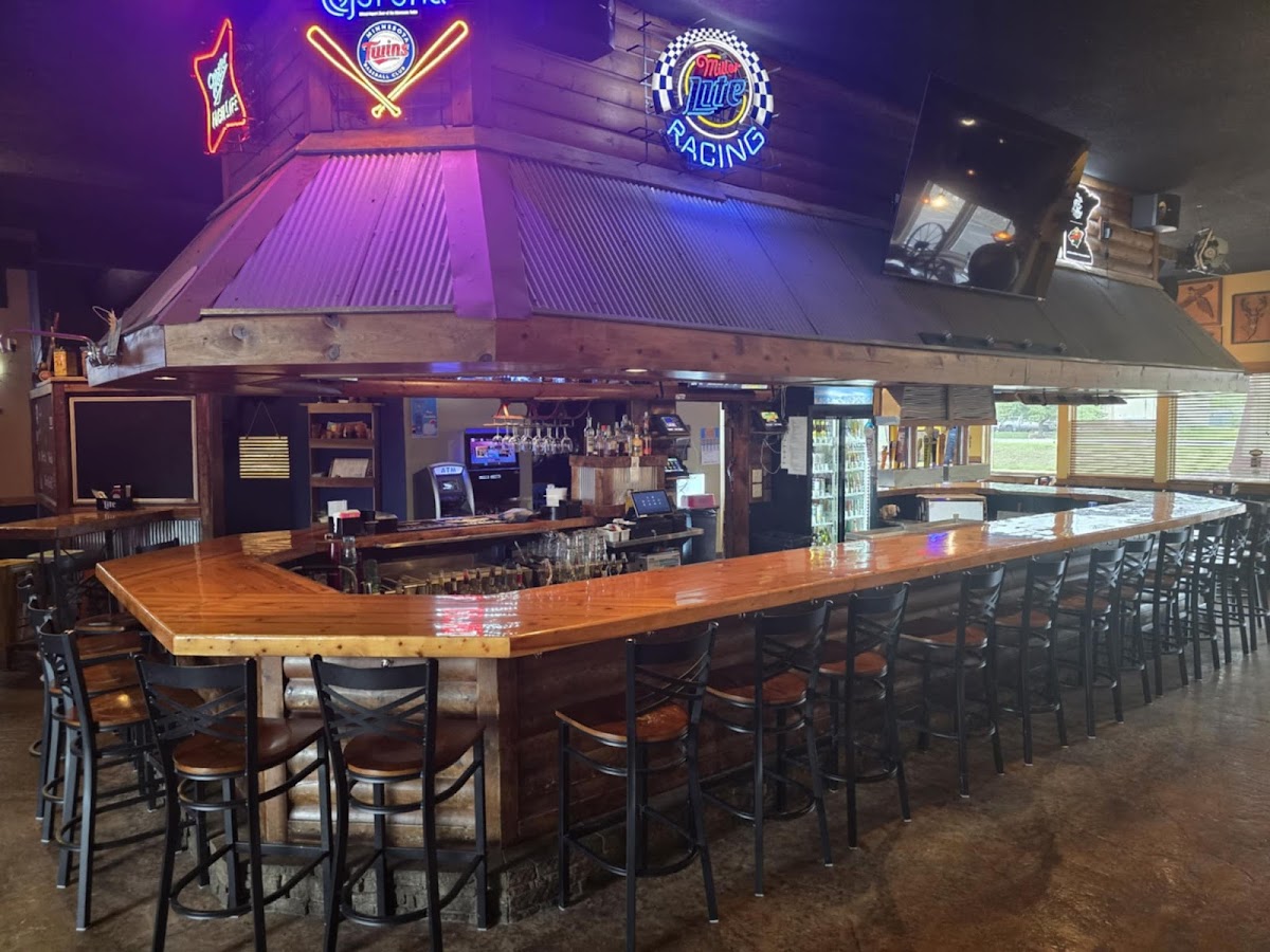 Northwoods Bar & Grill