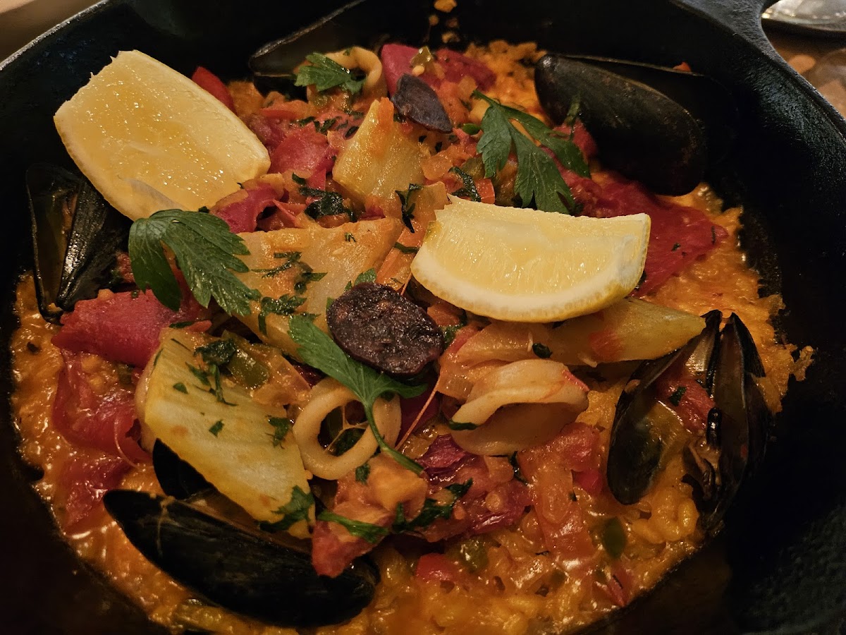 FIG & OLIVE - Photo 4
