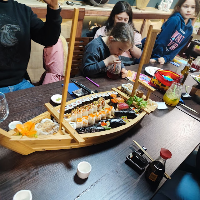 Sushi Schiff