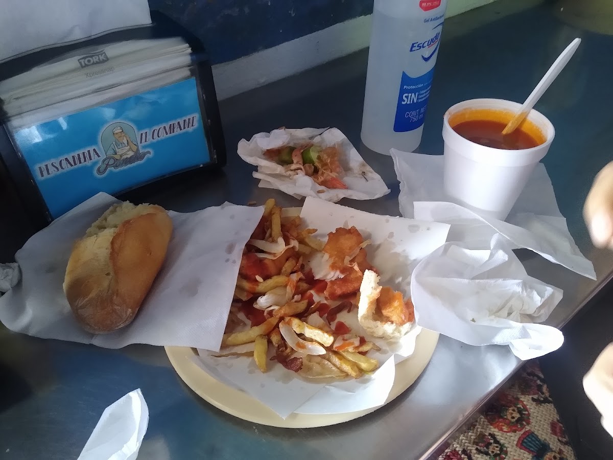 Pescadería El Compadre Poncho - Photo 8