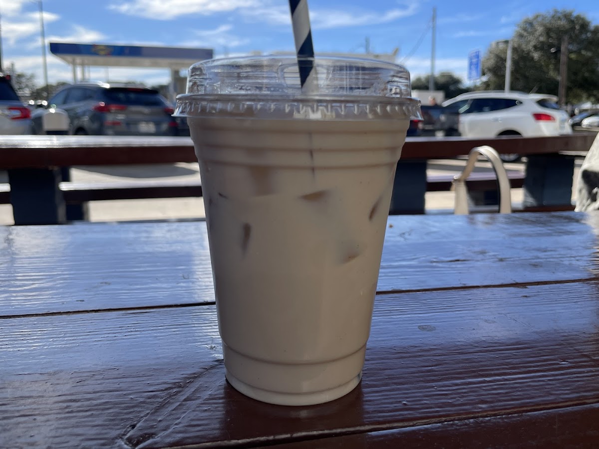 Carport - A Coffee Shop - Photo 1