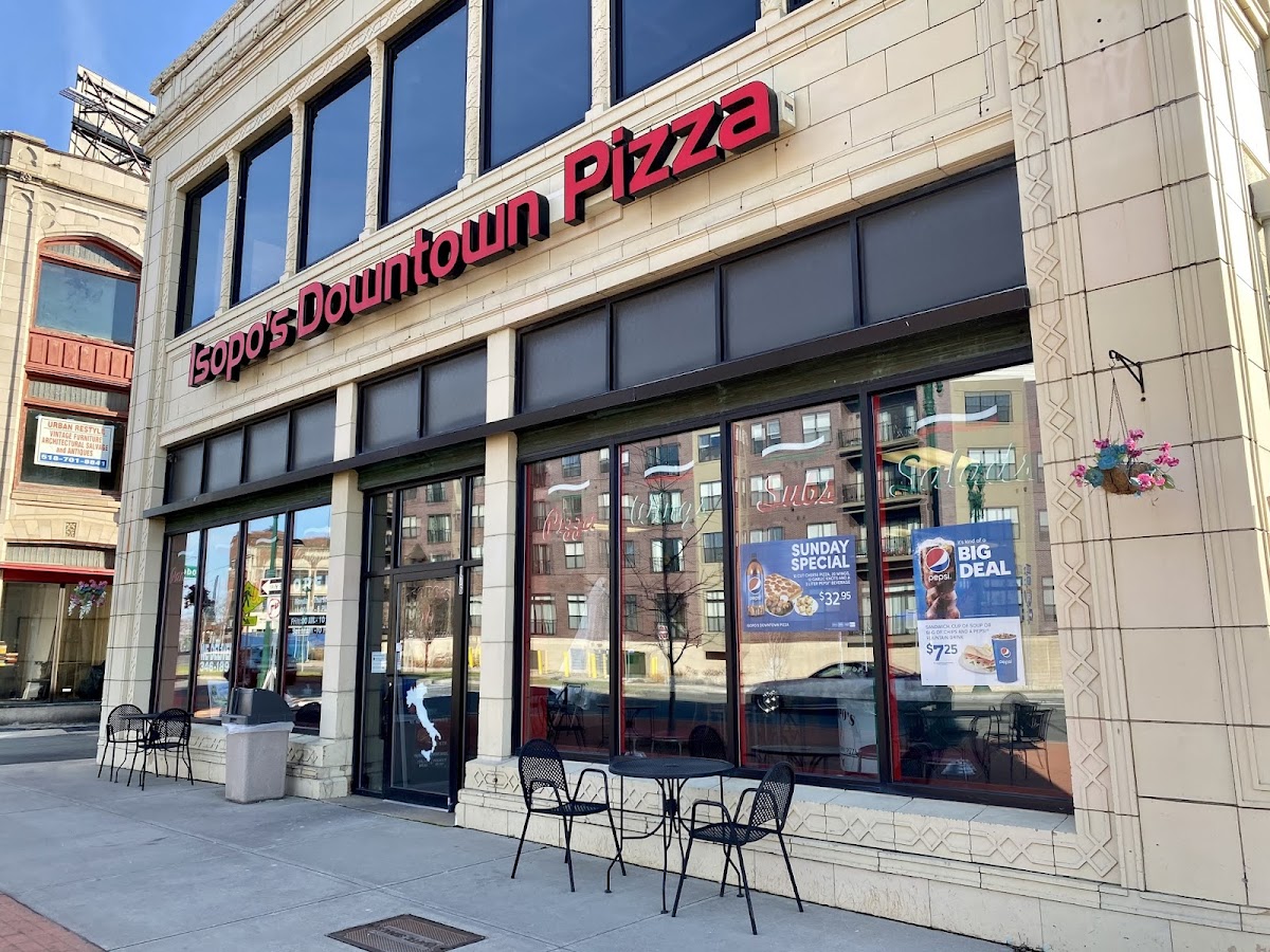 Isopo's Downtown Pizza