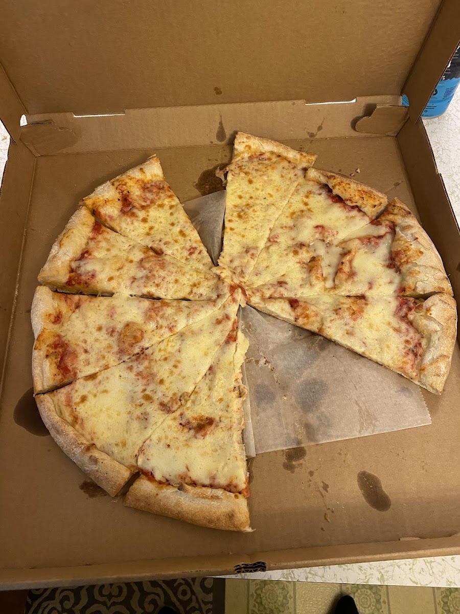 Isopo's Downtown Pizza - Photo 1