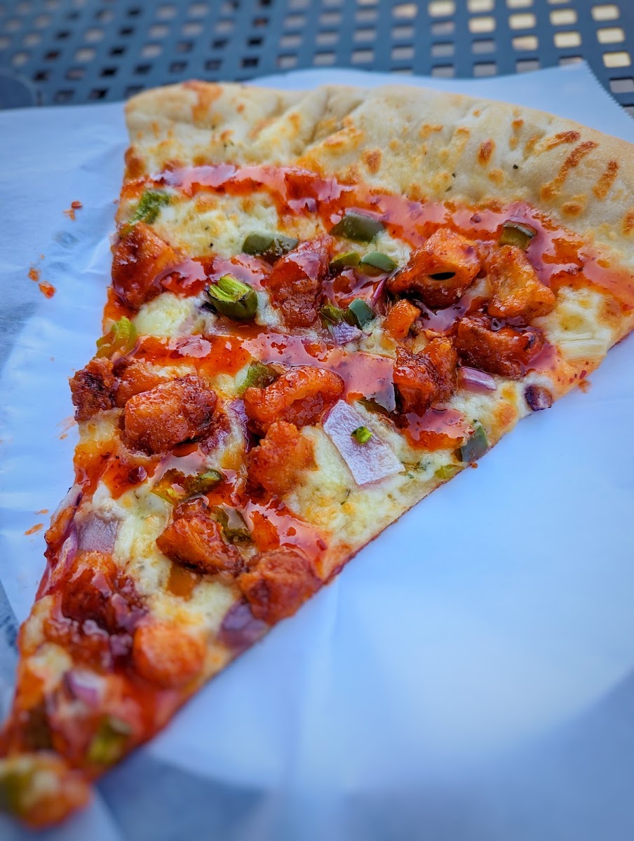 Isopo's Downtown Pizza - Photo 3
