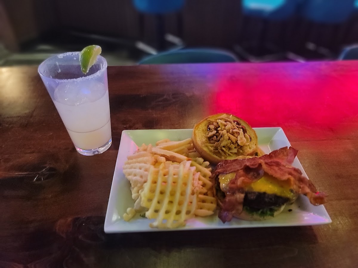 Rail Yard Gaming Gastropub - Photo 1