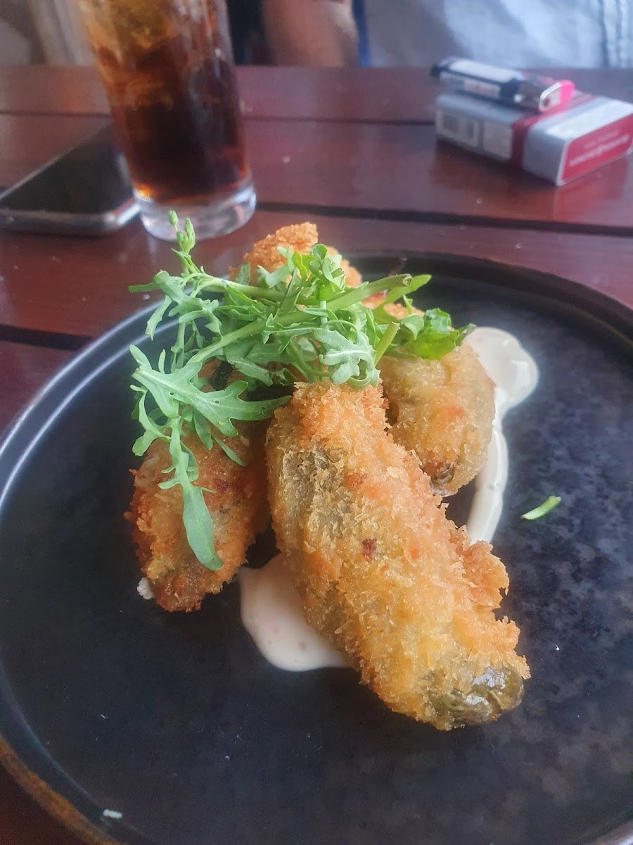 Marina Pub and Bistro - Photo 7