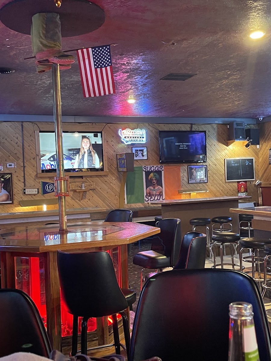 Hi-Ho Tavern - Photo 1