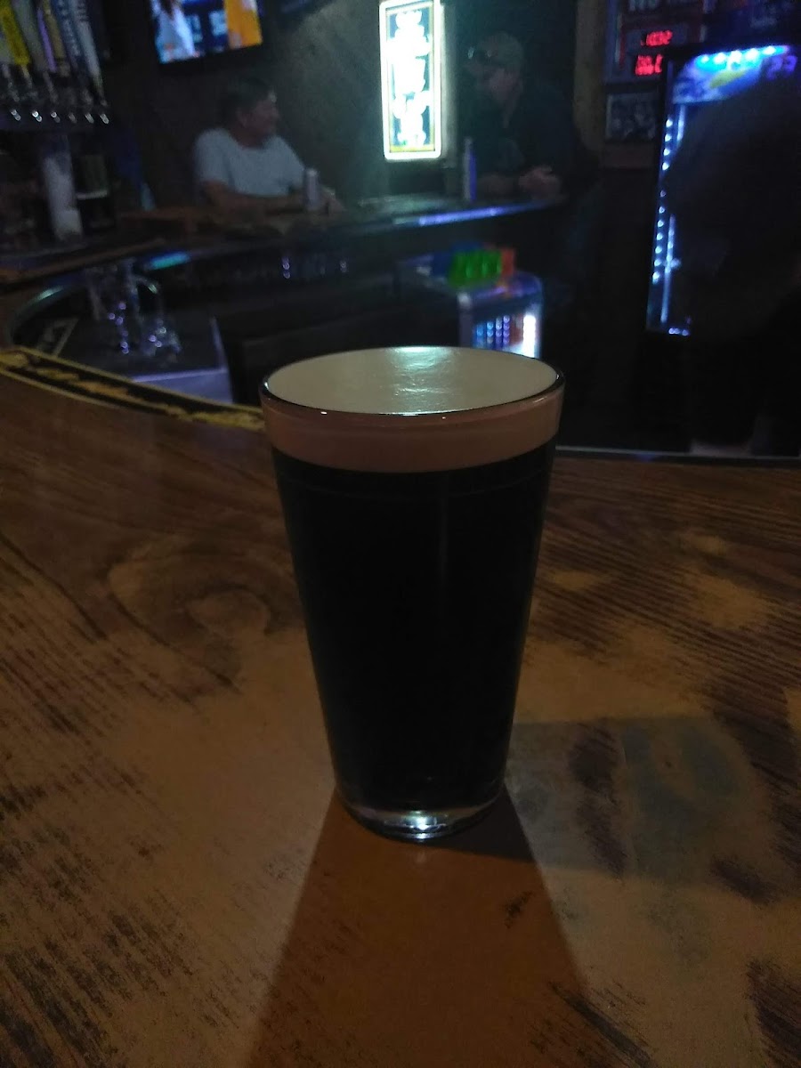Hi-Ho Tavern - Photo 7