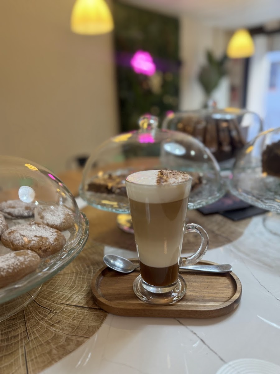 Nomada restaurant & brunch - Photo 2