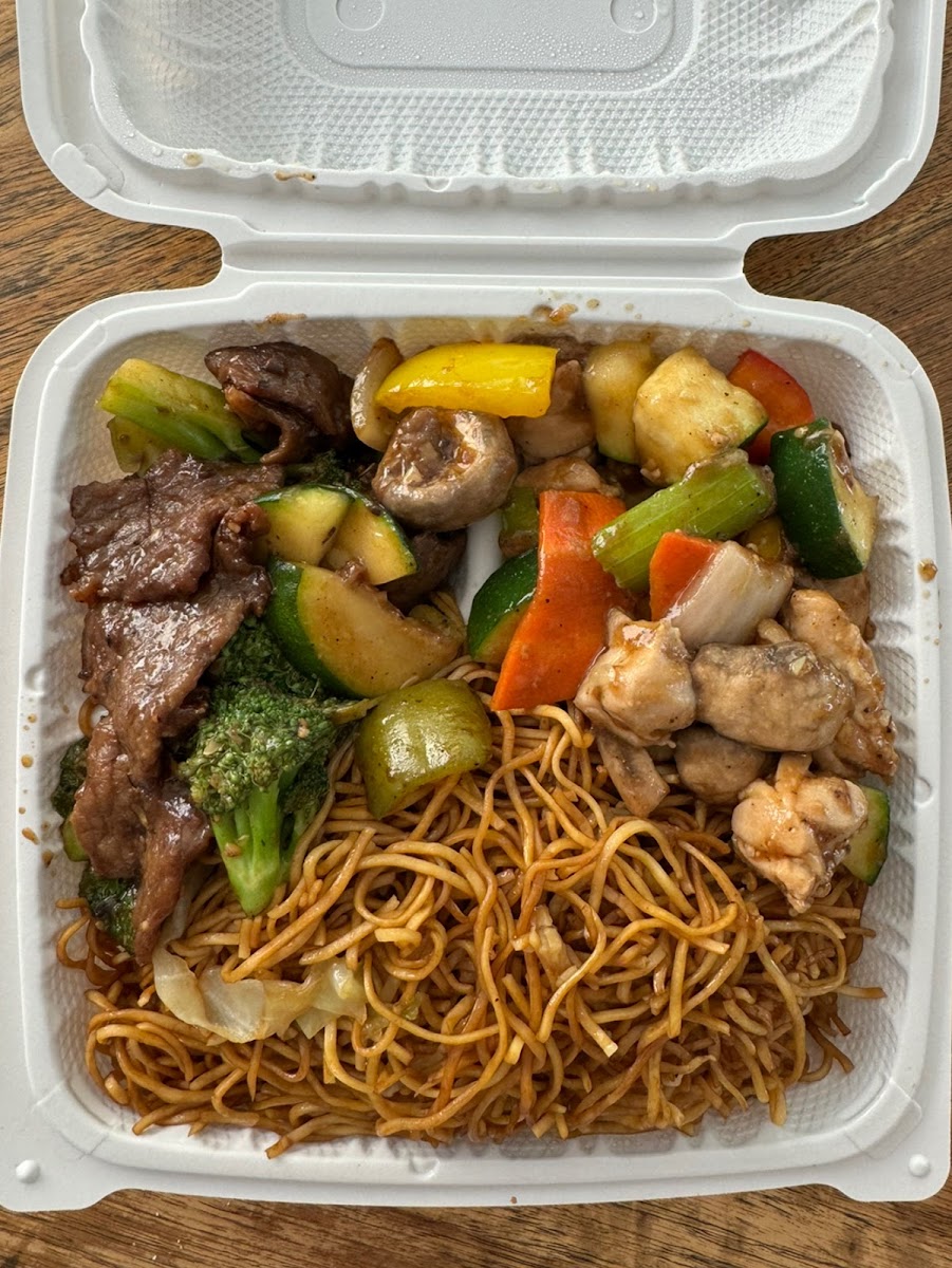 Hang Lee Wok - Photo 1