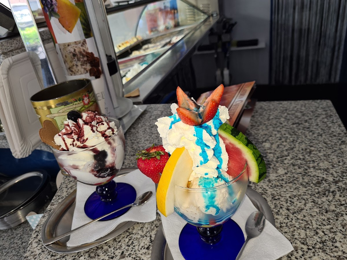 Eiscafe Sarda - Photo 2