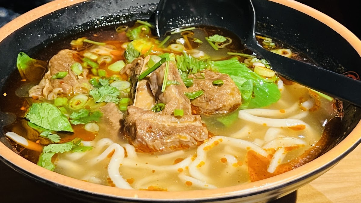 Lao Hu Tong - Photo 3