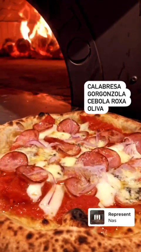 Comfy Pizza Napolitana - Photo 1