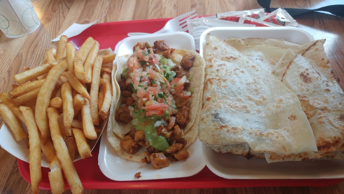 Koyote's Tacos - Photo 6