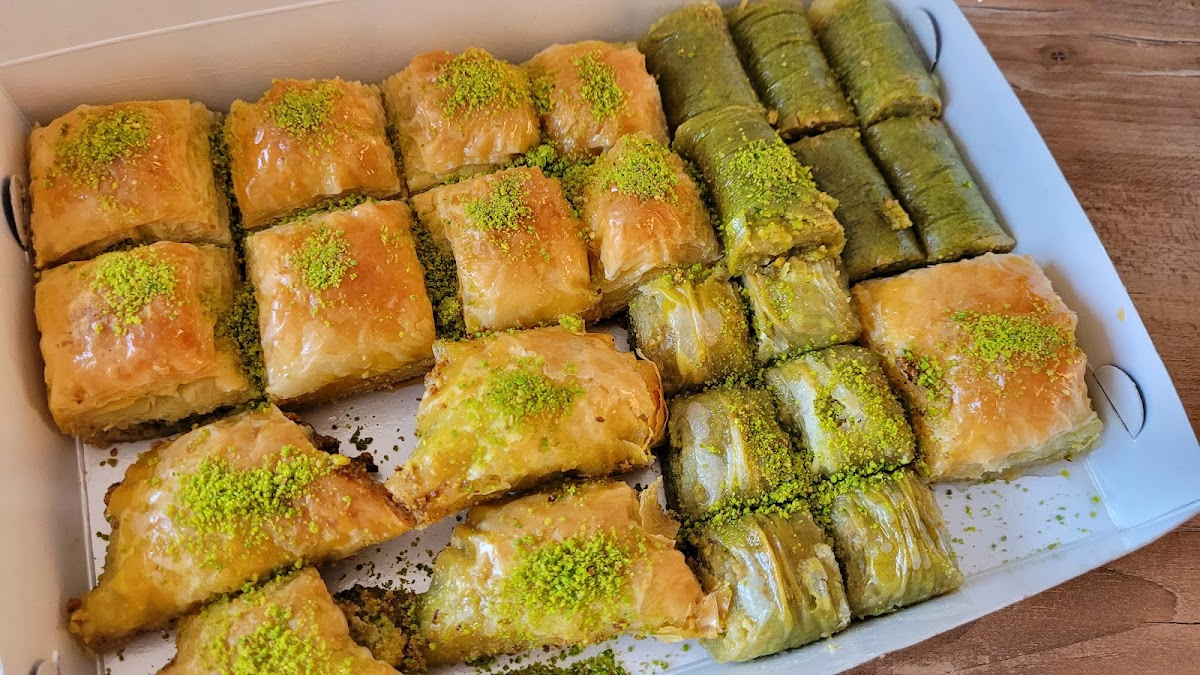 Petek Pastanesi - Photo 2