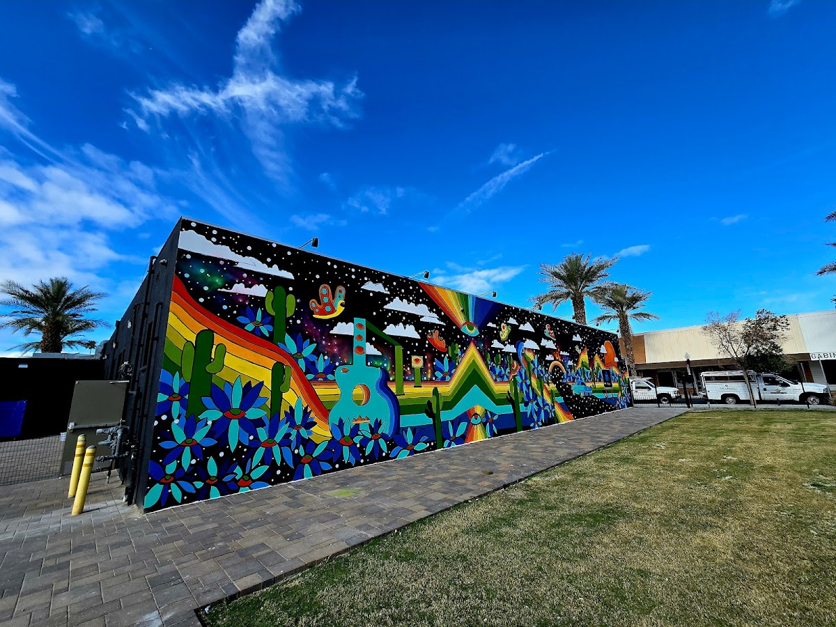Indio Taphouse - Photo 3