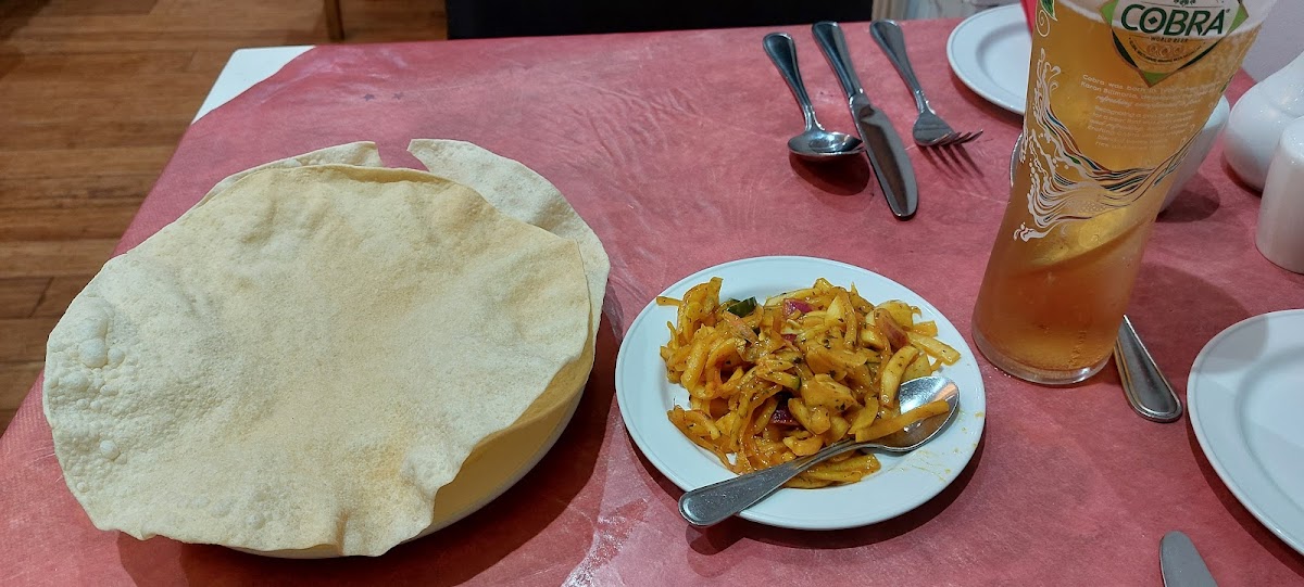 Cinnamon Indian Restaurant - Photo 4
