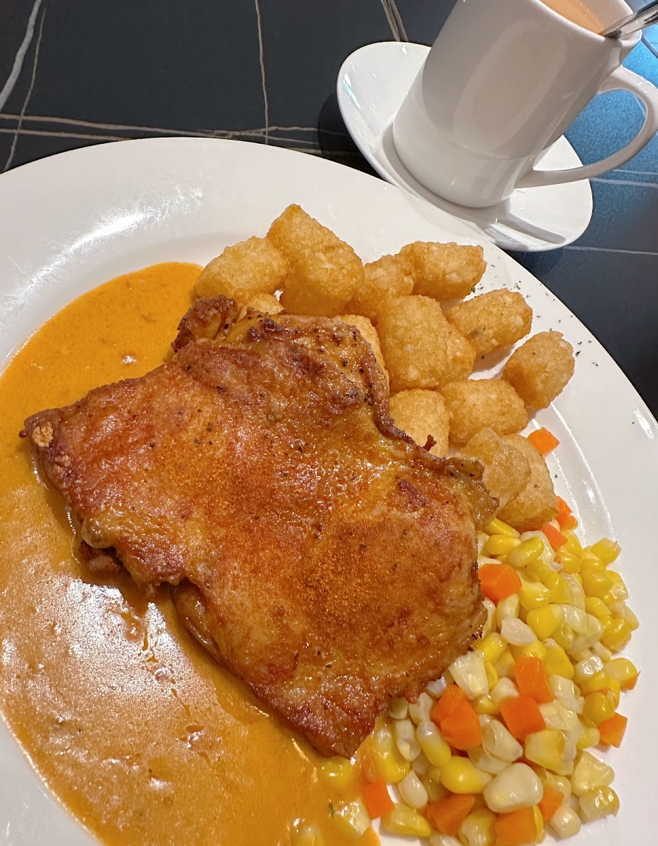 Amigo Restaurant - Photo 5