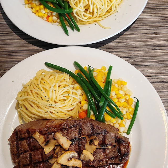 Sirloin Steak with Spaghetti