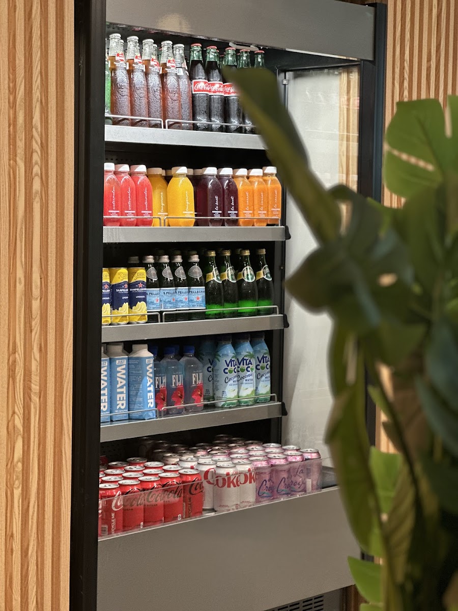 AMAND Café & Bistro