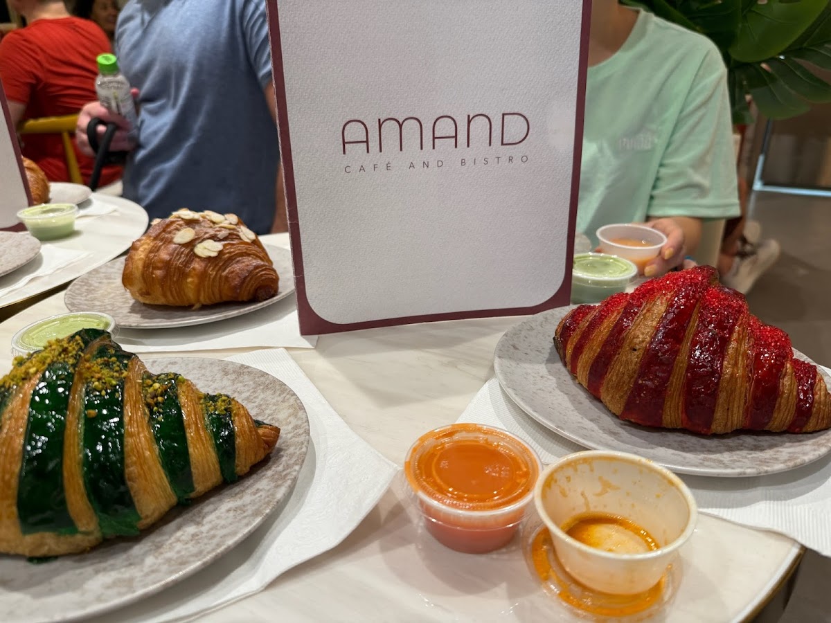AMAND Café & Bistro - Photo 4
