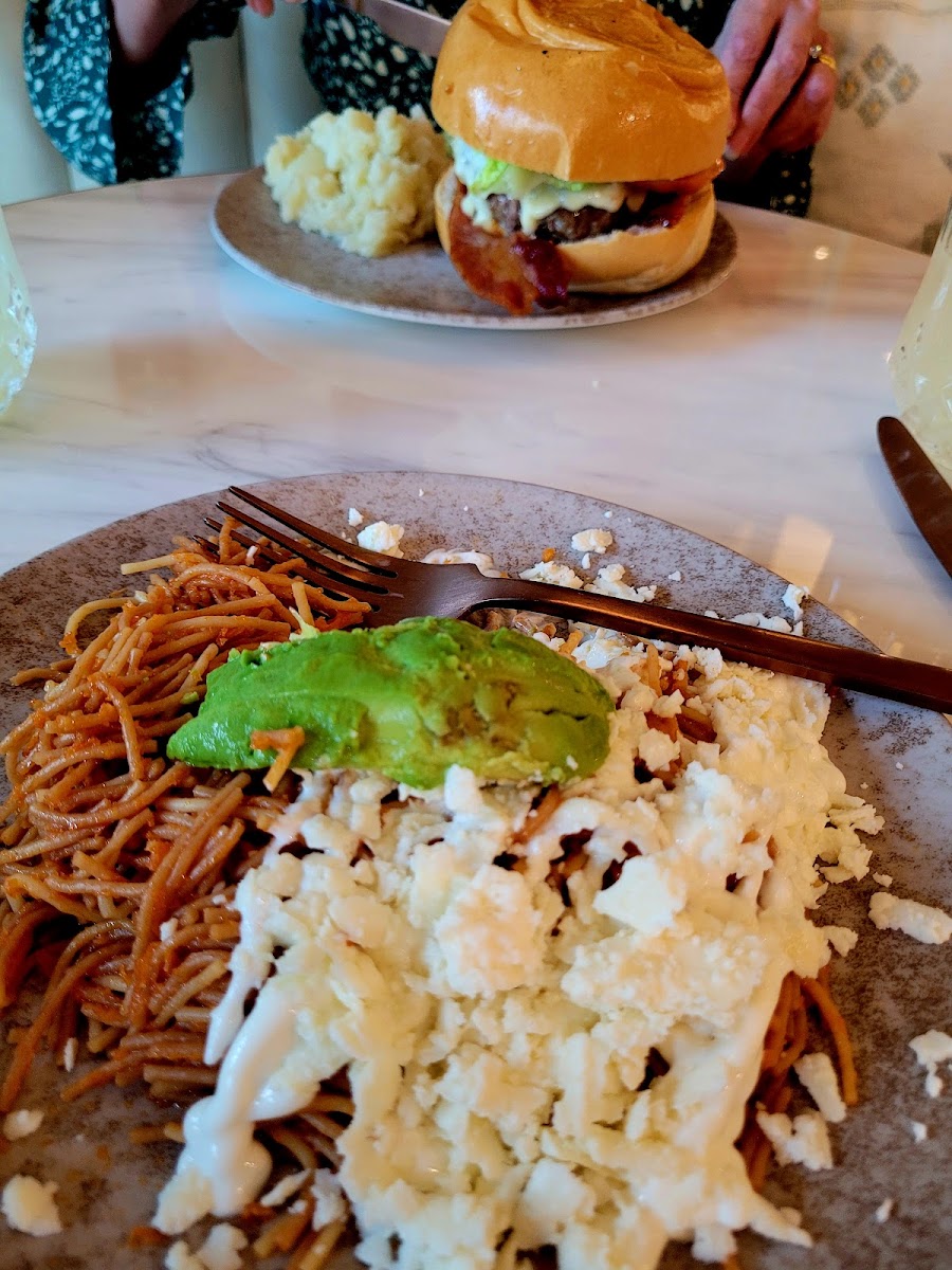 AMAND Café & Bistro - Photo 8