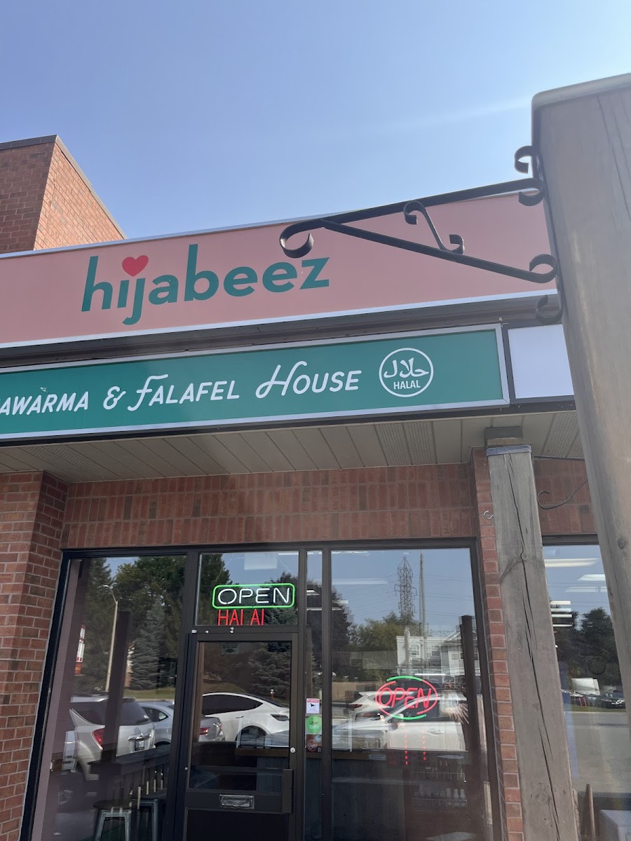 Hijabeez Shawarma & Falafel House - Photo 2
