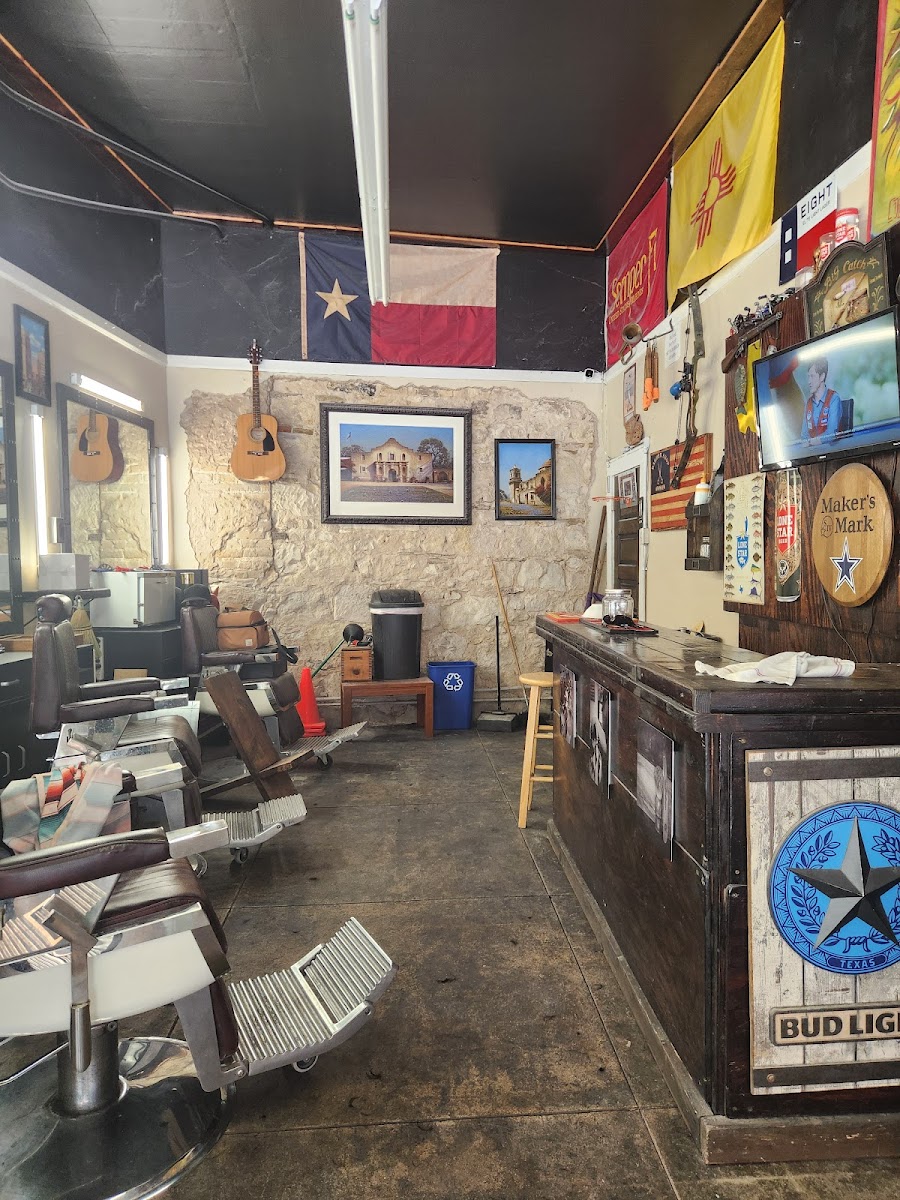 Barber Shop On Main
