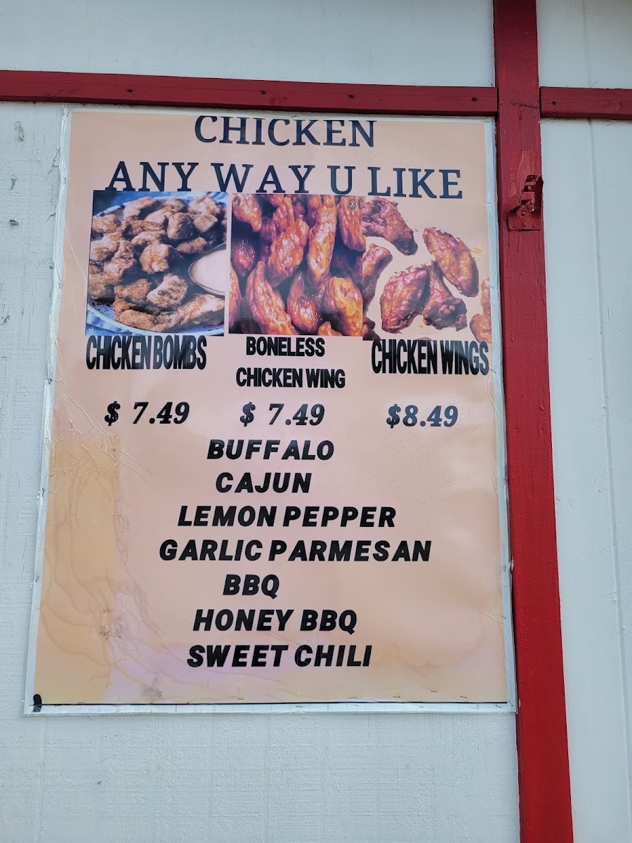 Henhouse Chicken - Photo 5