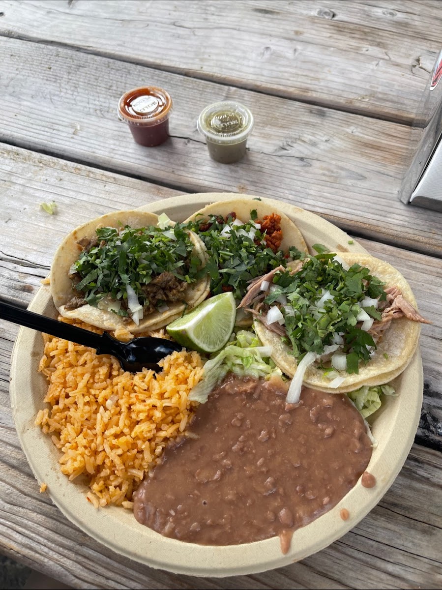 Taqueria Lindo Michoacan - Photo 3