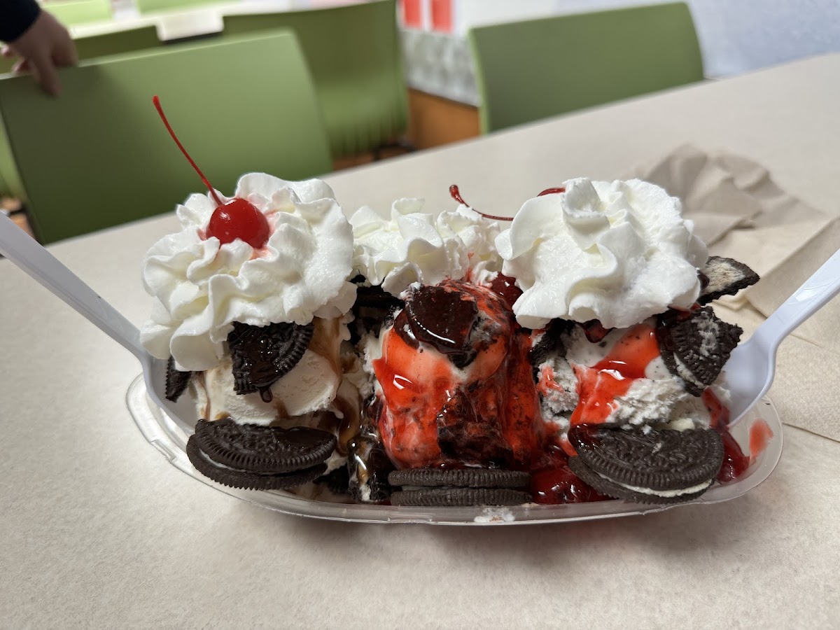 Stanley's Ice Cream - Photo 7