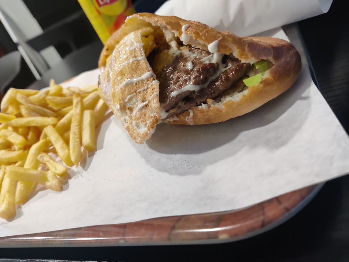Grec And Co - Photo 4