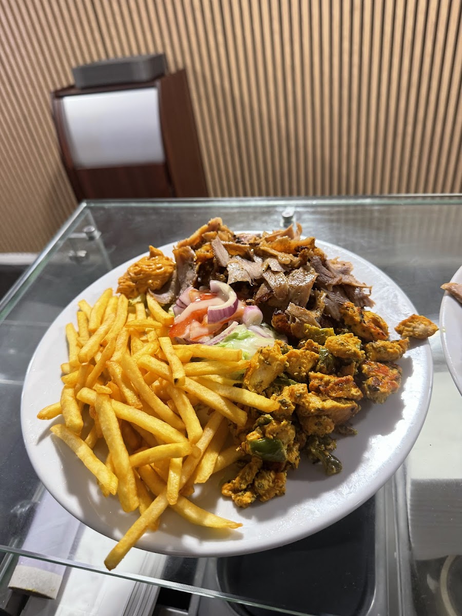 Grec And Co - Photo 6