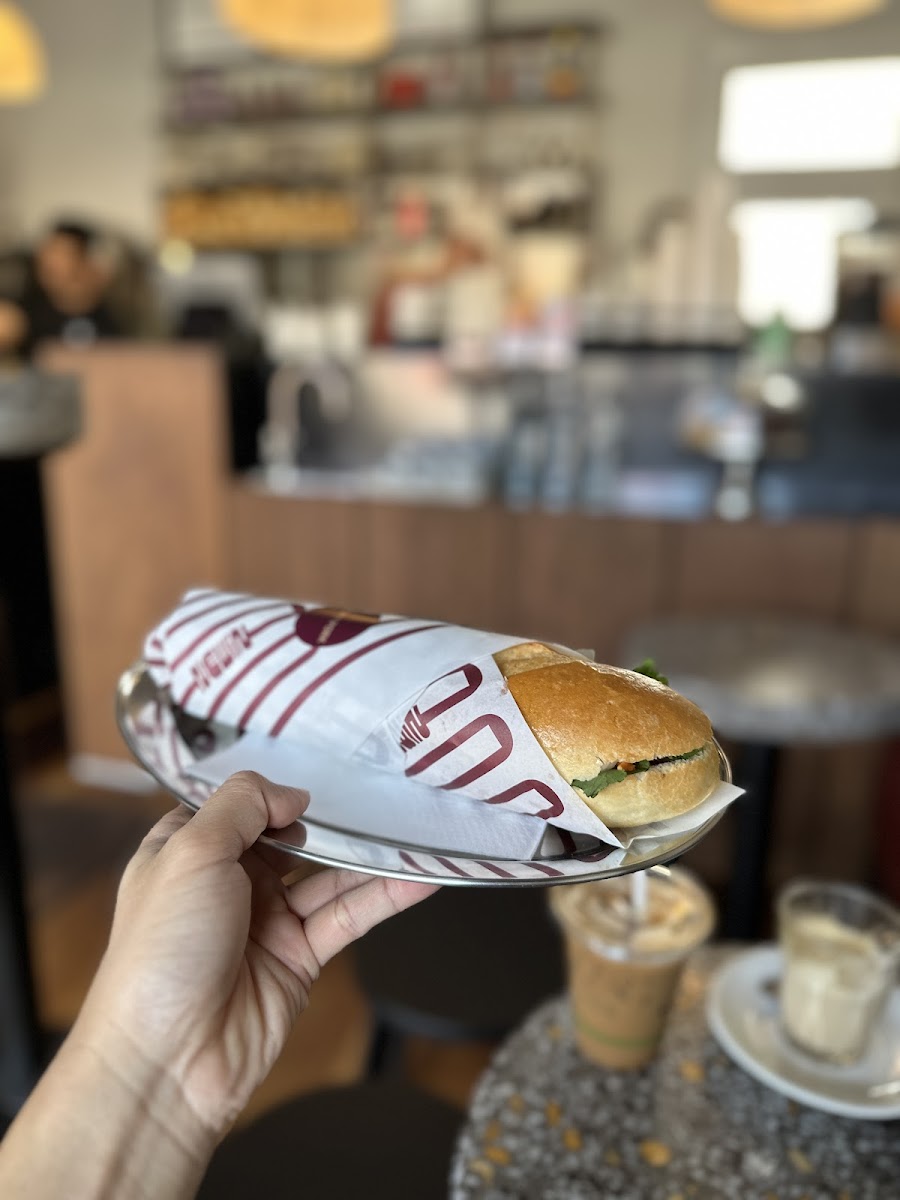 Newin Banh Mi and Coffee Bar - Photo 9
