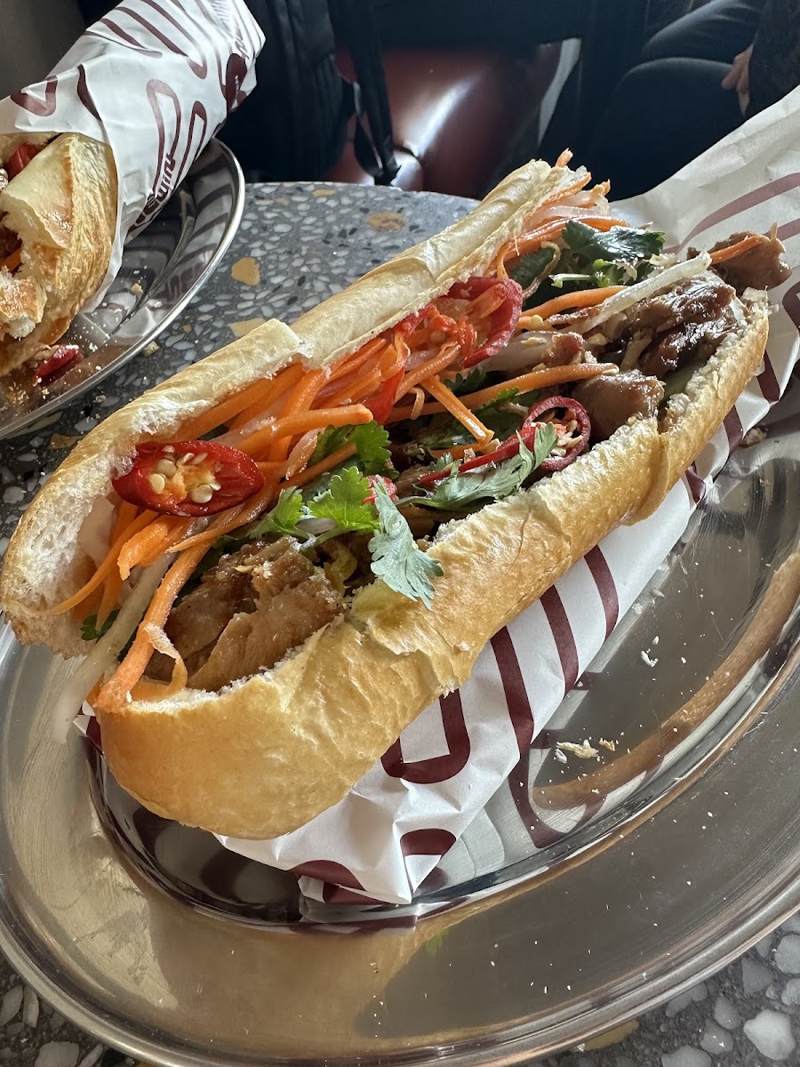 Newin Banh Mi and Coffee Bar - Photo 2