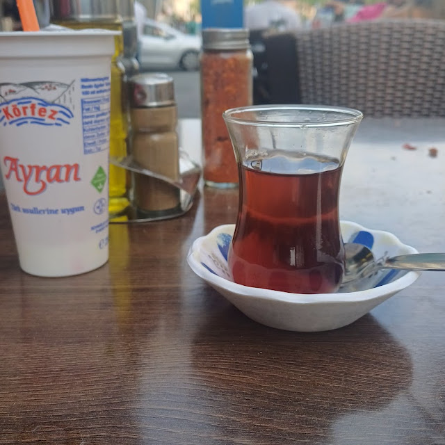 Türkischer Tee Im Großen Glas