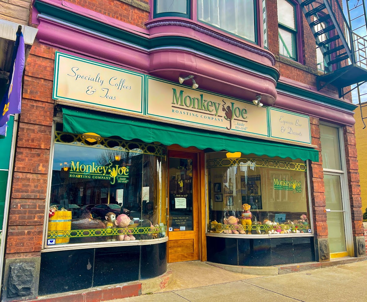 Monkey Joe Roasting Company - Photo 3
