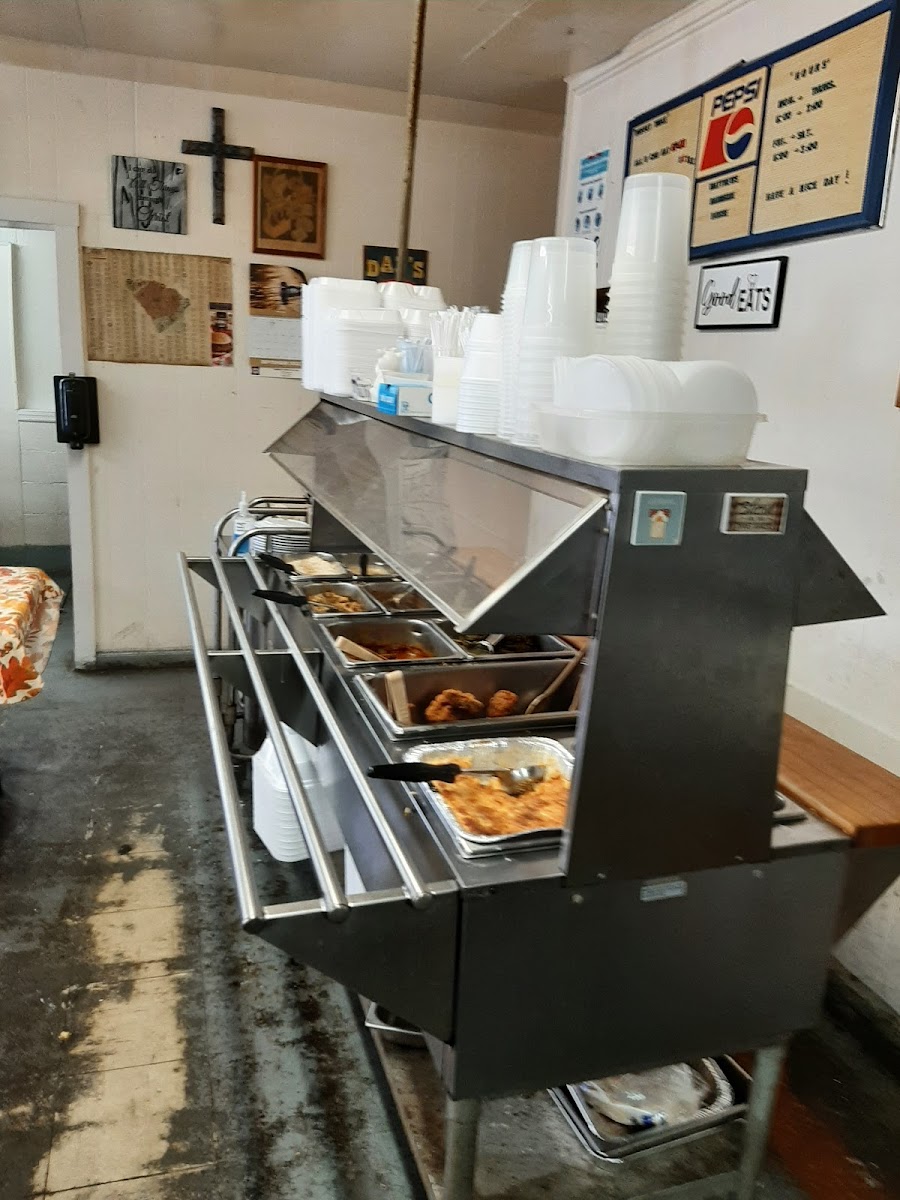 Matthews Oak & Hickory BBQ - Photo 9