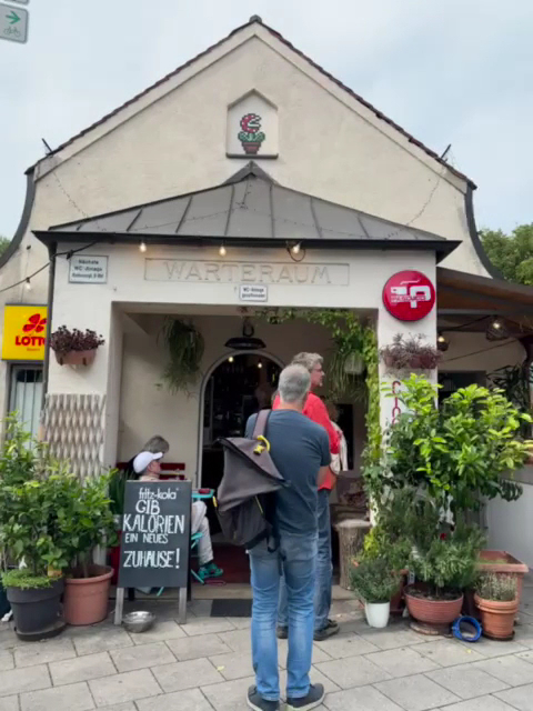 Cinque Panini Kiosk - Photo 1