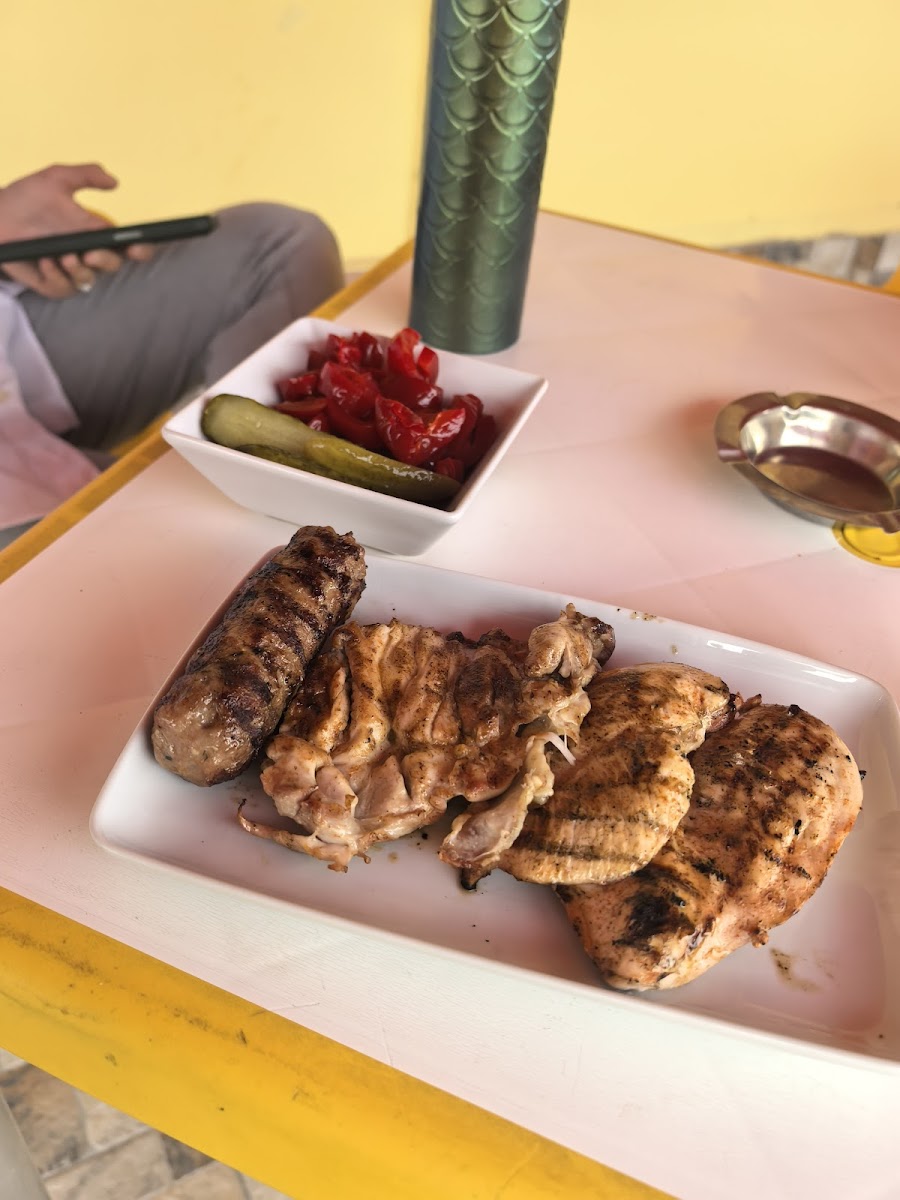 YOUR HOUSE GRILL - MICI de NEGOESTI