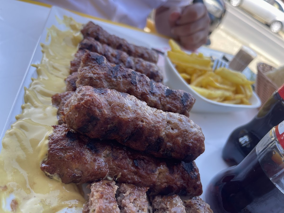 YOUR HOUSE GRILL - MICI de NEGOESTI - Photo 5