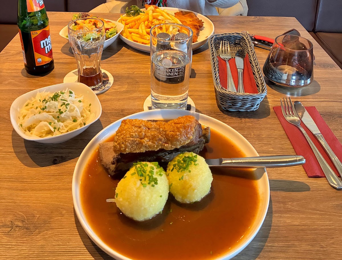 Gaststätte St. Wolfgang-Stuben - Photo 3