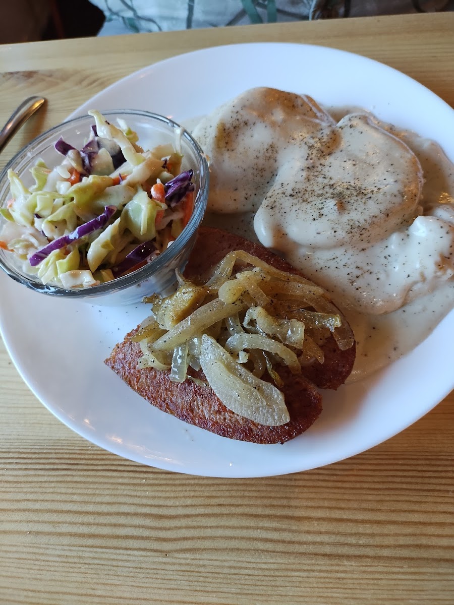 Country Cousins Restaurant - Photo 7
