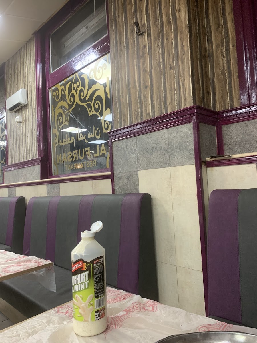 Al Fursan Restaurant - Photo 9