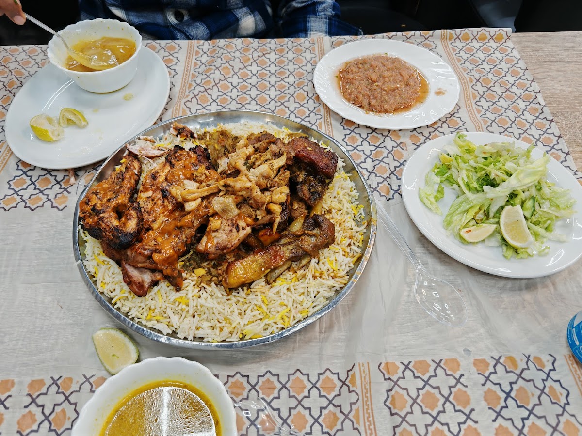 Al Fursan Restaurant - Photo 1